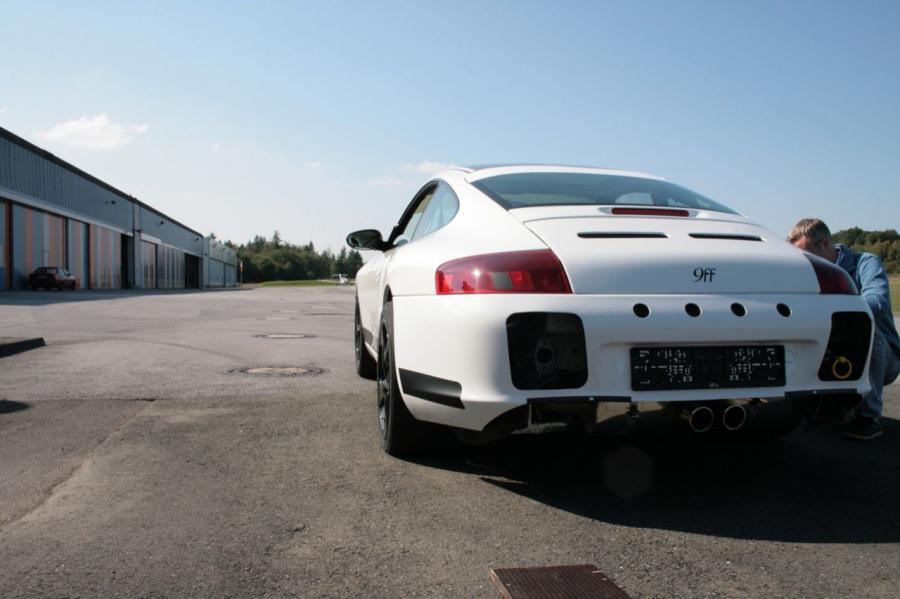  Porsche Cayman Draxster by 9ff 2008 года  (фото 2 из 6)